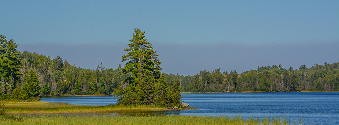 Our guide to DIY Minnesota Fly Fishing for bass, trout, pike, muskie with tips on spots, gear & techniques for your next adventure.