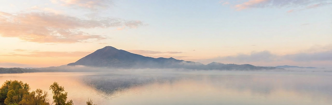 Fly Fishing Bass in Clear Lake California with the right gear, flies, seasons, and spots to find big largemouth.