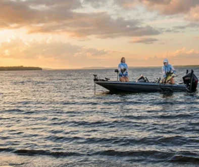 Lake Gogebic Bass Fly Fishing Michigan guide with seasonal tips, best spots, flies, and planning advice for hard fighting smallmouth. Saltwater on the fly for all you bass fishing needs.
