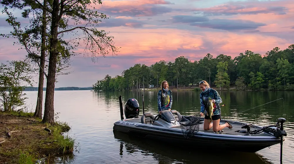 Buggs Island Lake Bass on a fly, saltwater on the fly.