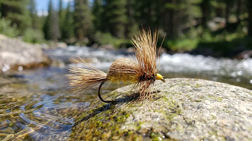 Yellow Humpy fly pattern, saltwater on the fly